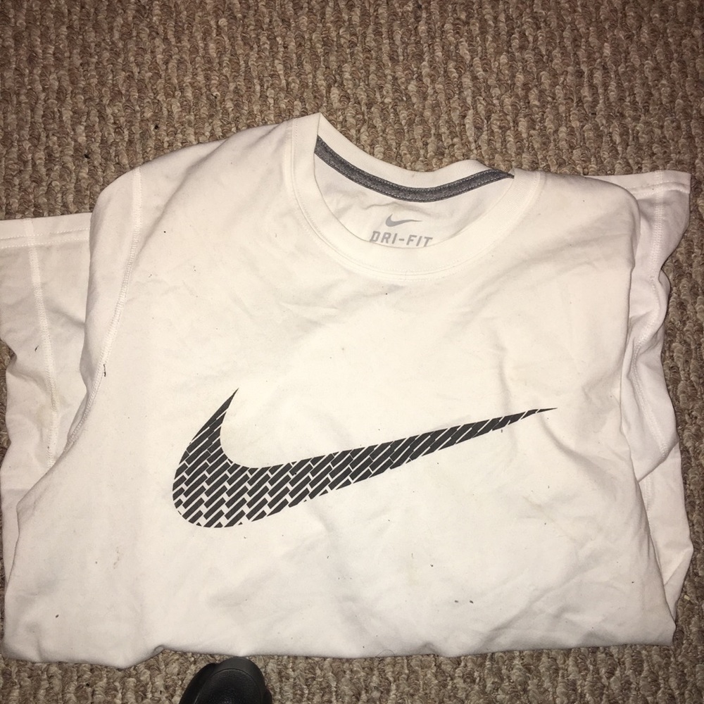Men’s Nike t